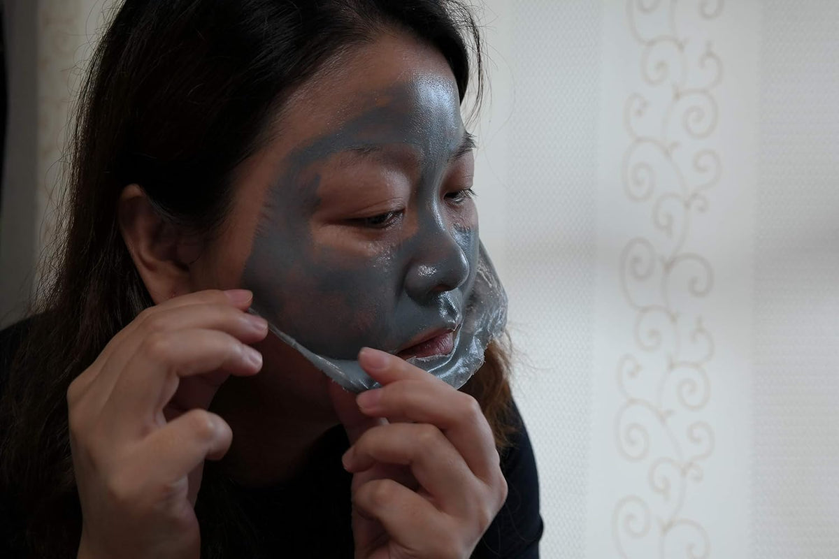 Elizavecca Milky Piggy Hell Pore Clean Up Mask 100ml/3.38 fl.oz. - Peel Off Mask, Charcoal Pore Strips, Pore Cleansing, Removes Dead Skin Cells, Removes Skin wastes, Pore Contraction